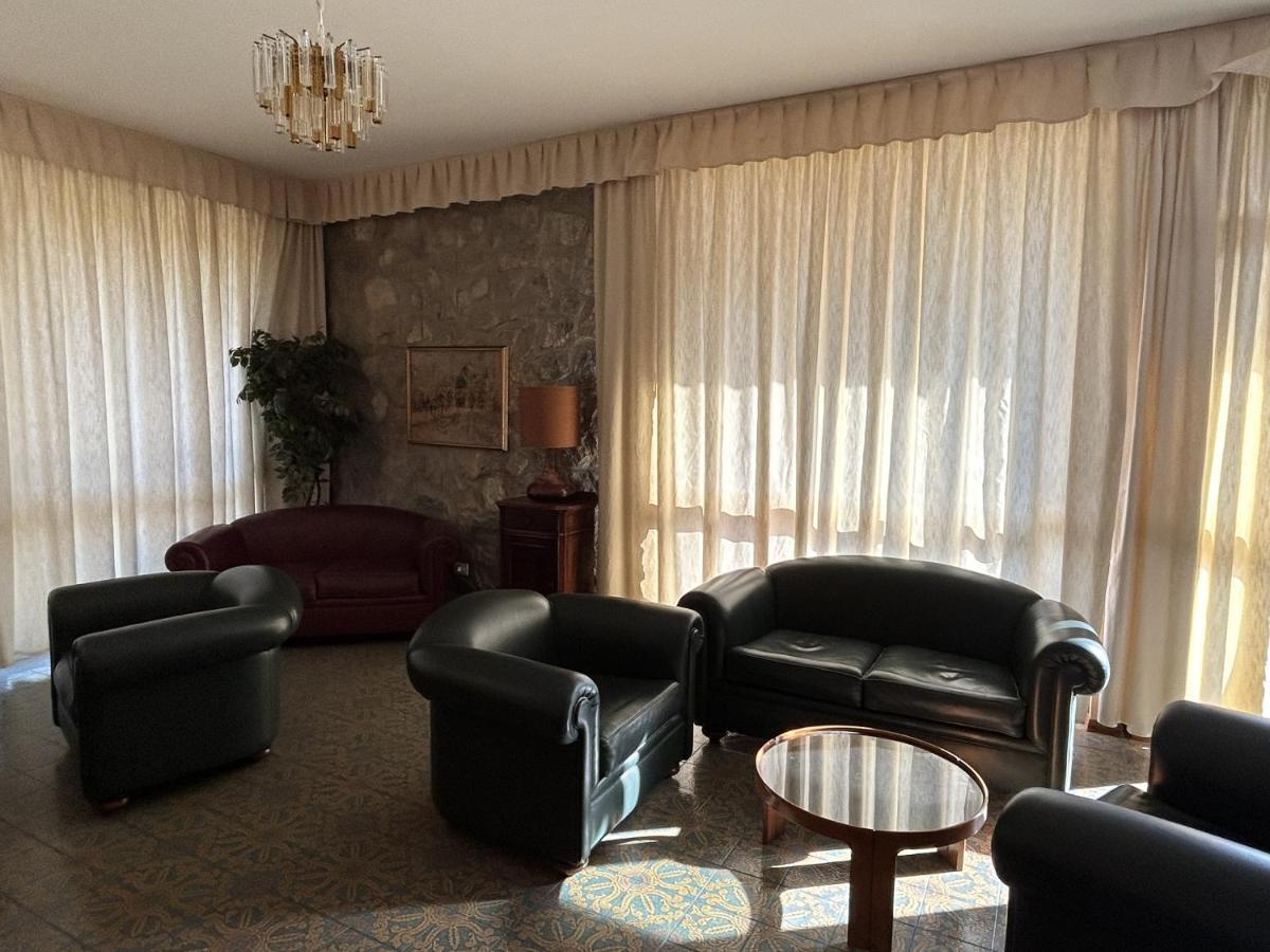 Hotel Diana Riva del Garda Exterior foto
