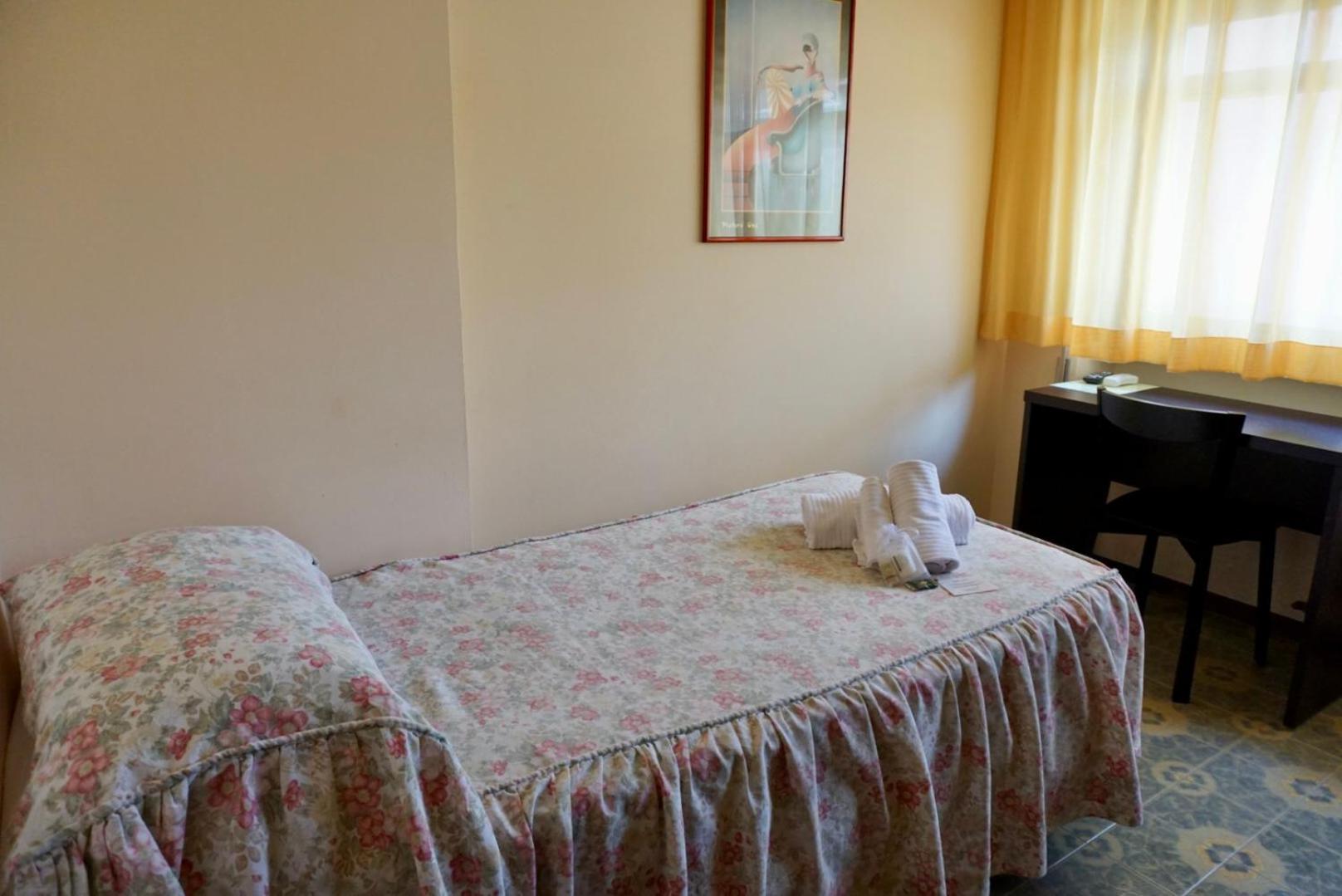 Hotel Diana Riva del Garda Exterior foto
